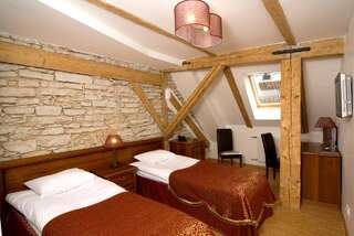 Отель St.Olav Hotel Таллин Двухместный номер эконом-класса с 1 кроватью или 2 отдельными кроватями-2